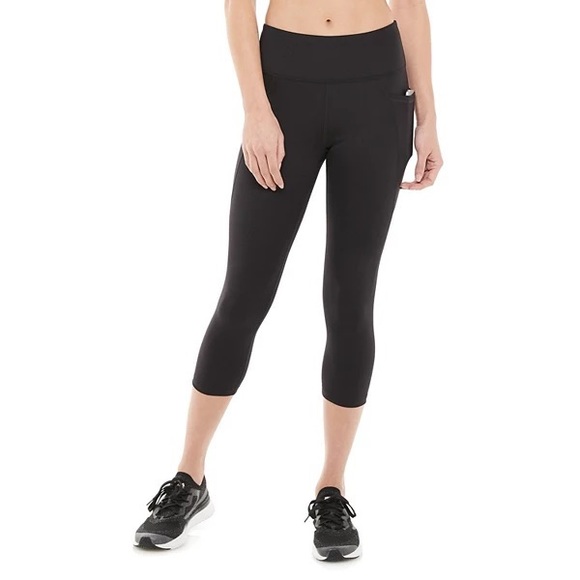 Fila | Pants u0026 Jumpsuits | Nwt Womens Fila Sport Trusculpt Highwaisted Capri  Leggings | Poshmark